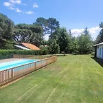 Hébergement de vacances Charmante Maison Dans Les Landes X 10 Avec Piscine Et Salle D Escalade Lue