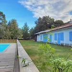 Vakantiehuis Grande Maison Dans Les Landes Pour 10 Pers Avec Piscine Et Salle Escalade Unique
