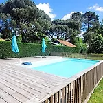 Grande Maison Dans Les Landes Pour 10 Pers Avec Piscine Et Salle Escalade Unique Vakantiehuis Lue