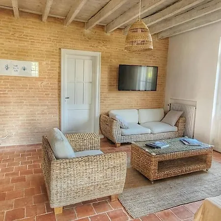 Charmante Maison Dans Les Landes X 10 Avec Piscine Et Salle D Escalade Lue