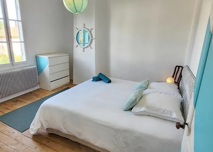 Charmante Maison Dans Les Landes X 10 Avec Piscine Et Salle D Escalade